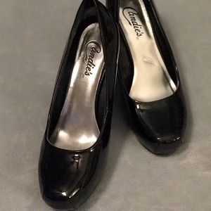 Candies Black Patent Leather Shoes